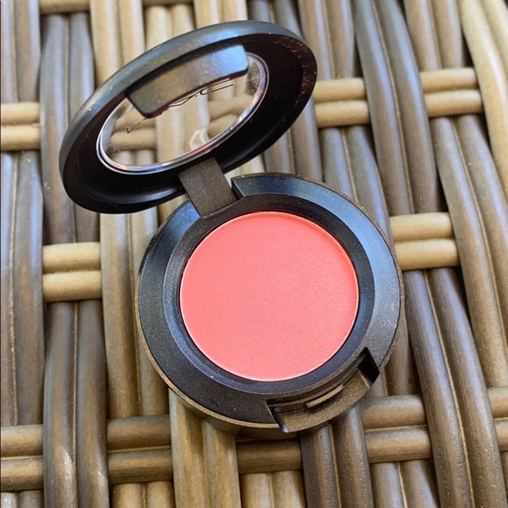 MAC eyeshadow “ see the future “ matte